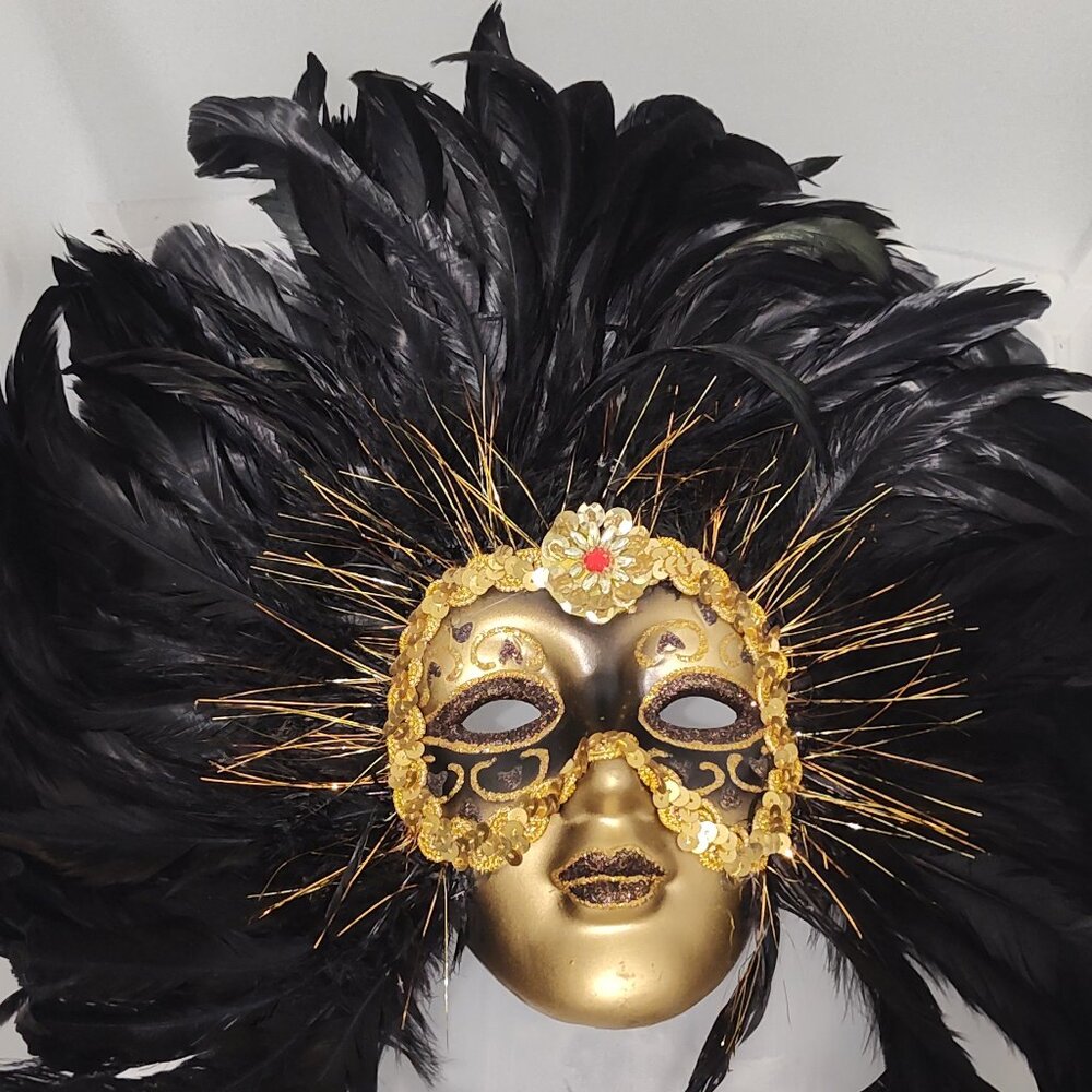 Ceramic good luck mask ( Illuminati edition)